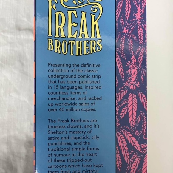 The Fabulous Furry Freak Brothers Omnibus Gilbert Shelton Large Adult Comic Book - Picture 9 of 10